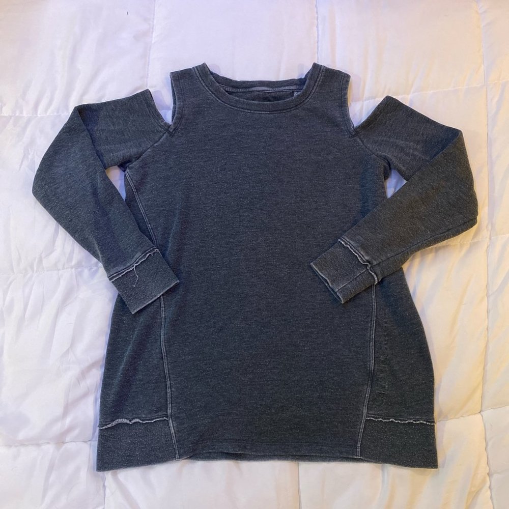 CALVIN KLEIN OVERSIZED CUT OUT SLEEVED SWEATER